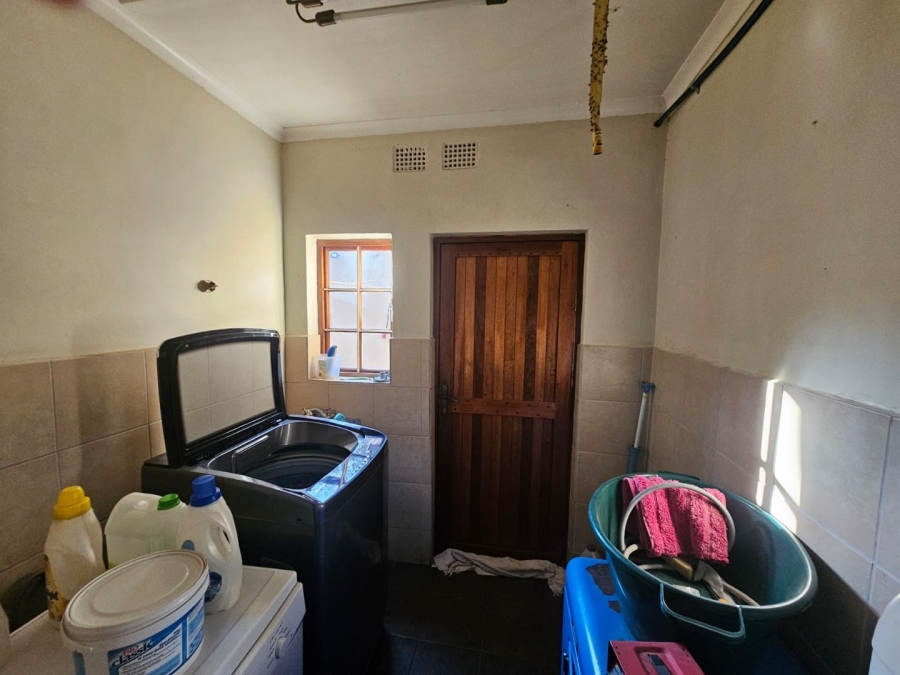 Commercial Property for Sale in Waterglen A H North West